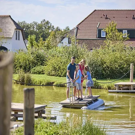 In Limburg With Sauna & Bbq Villa