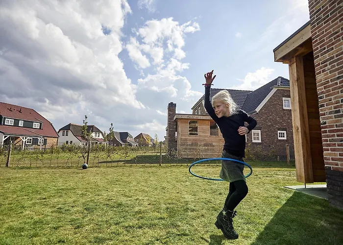 In Limburg With Sauna & Bbq فيلة *